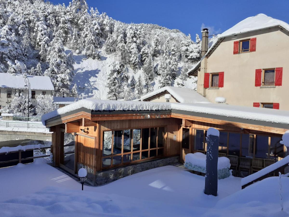 Auberge Du Bachelard Uvernet-Fours Exterior photo